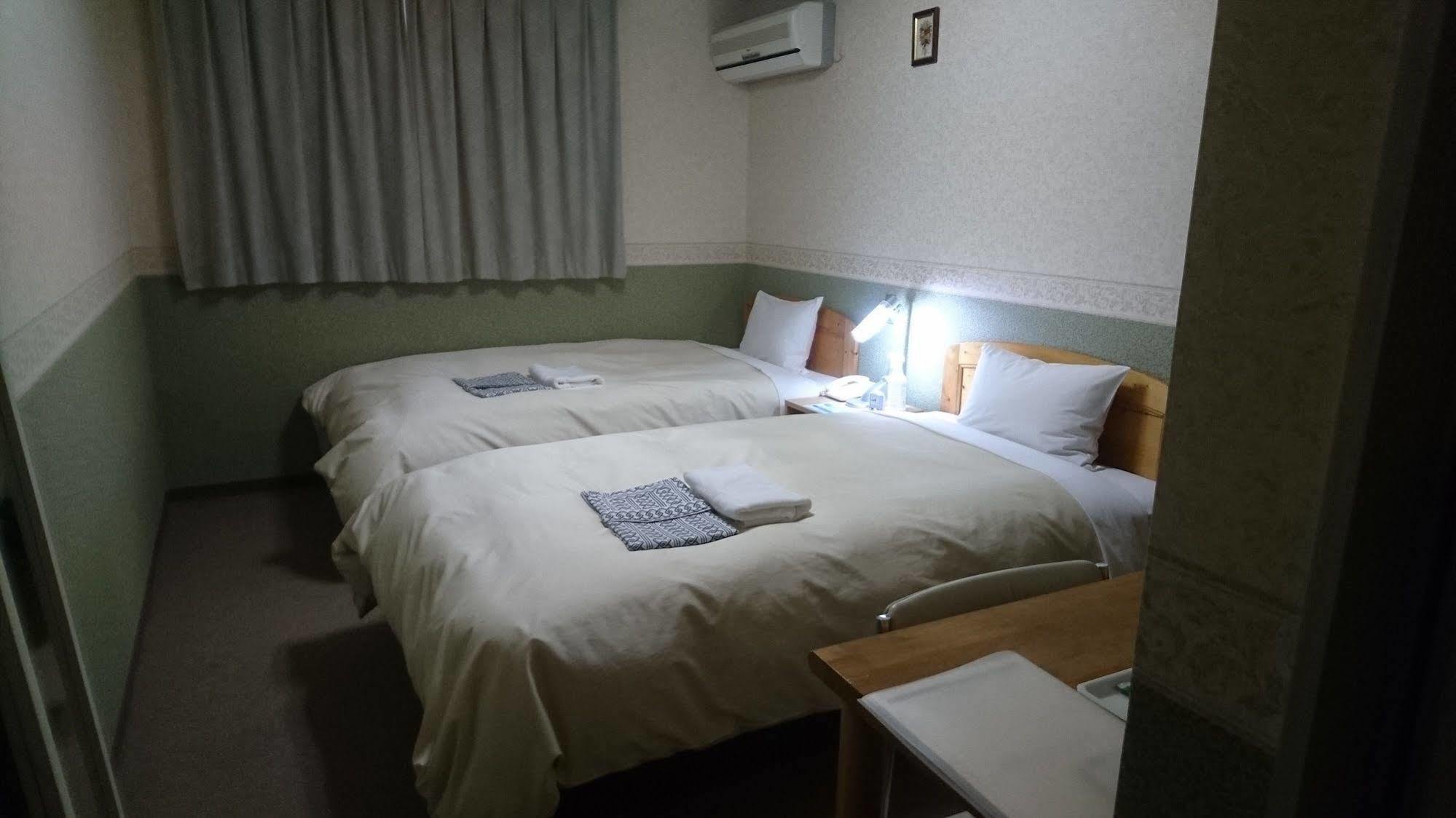Hotel Himeji Hills Bagian luar foto